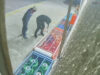 Encapuzados filmados a tentar  roubar botijas de gás num supermercado em Famalicão