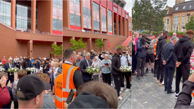 Beto e Chermiti do rival Everton prestaram homenagem a Diogo Jota e André Silva junto ao Estádio de Anfield