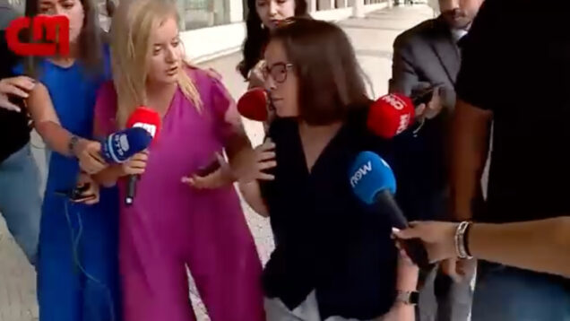 Joana Marques fica surpreendida ao ver Tânia Laranjo