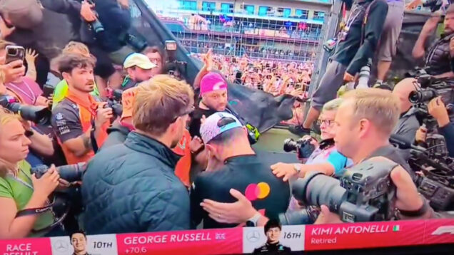 Lando Norris sofreu lesão insólita após vencer em Silverstone