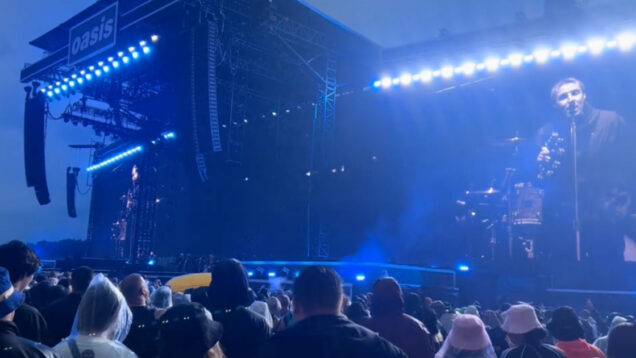 Liam Gallagher dá baile à Kiss Cam dos Coldplay