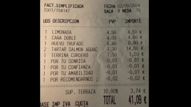Restaurante surpreende clientes com um desconto simbólico na fatura pelo seu sorriso