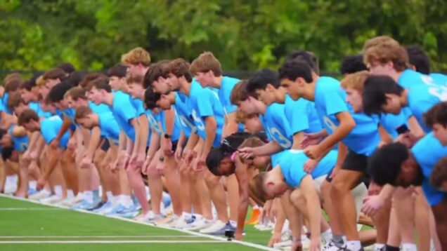 Mulher mais rápida do mundo corre contra 100 homens por 100 mil dólares