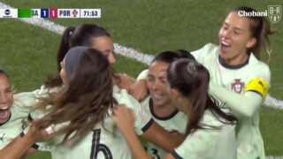 Seleção feminina faz história e vence os estados unidos pela primeira vez