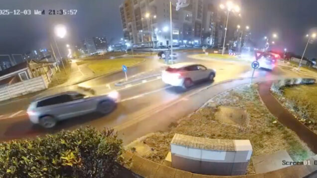 Carro “voa” sobre rotunda após condutor sofrer crise de hipoglicemia