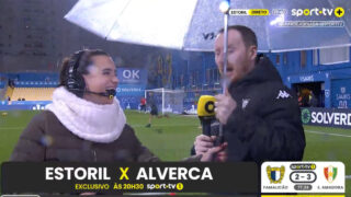 Treinador do Estoril rouba protagonismo ao vento e ajuda jornalista em direto