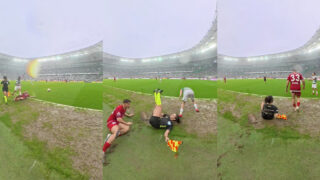 Jogador rasteira árbitra e a falta de reação está a dar que falar na Turquia