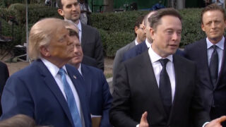 Musk diz que IA vai criar “era de abundância” onde todos terão melhores cuidados de saúde do que os milionários