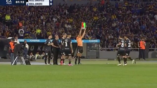 narra-emocionado-a-entrada-em-campo-do-proprio-filho-na-taca-da-argentina-com-o-