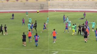 Guarda-redes do Alverca B perde a cabeça e agride adversário após o apito final